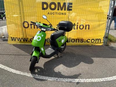 Overzichtsfoto van Super SOCO CUx Elektrische scooter